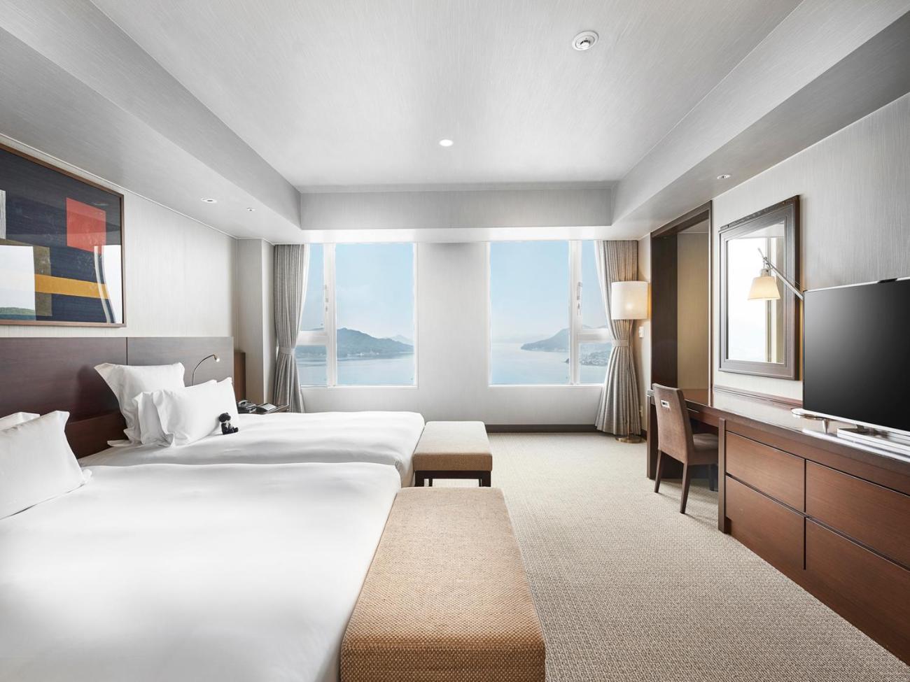 Bella Vista Spa And Marina Onomichi Exterior photo